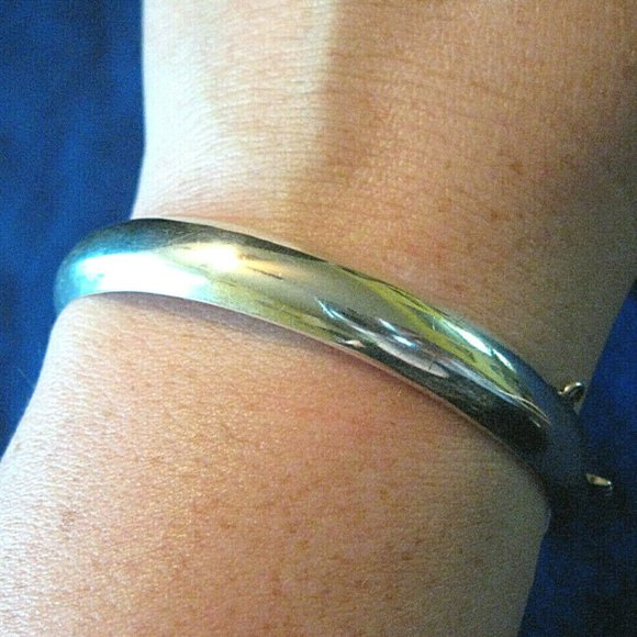 Jewelry - Sterling Silver Bangle Bracelet